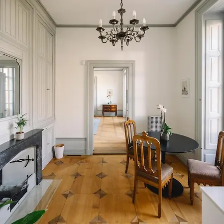 Chateau De L'Aile- Boutique Suites * Vevey