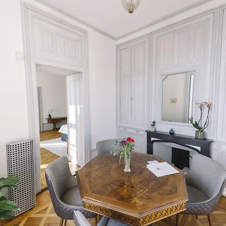 Chateau De L'aile- Boutique Vevey