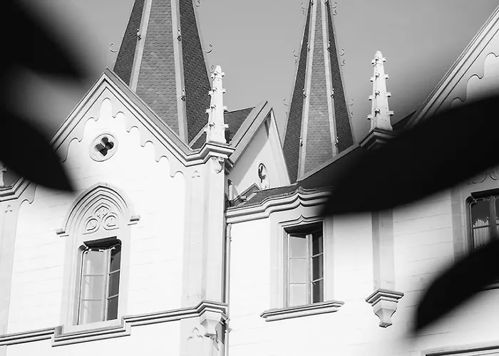 Chateau De L'aile- Boutique