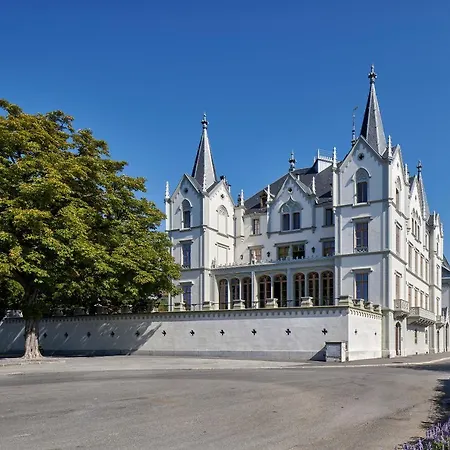Bed & Breakfast Chateau De L'aile- Boutique