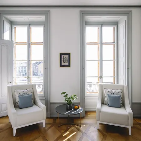 Bed & Breakfast Chateau De L'aile- Boutique *