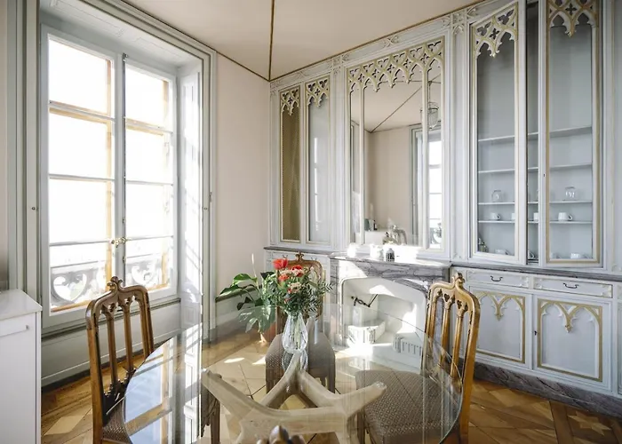 Bed & Breakfast Chateau De L'aile- Boutique Vevey