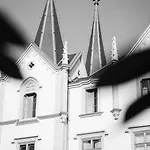 Chateau De L'aile- Boutique
